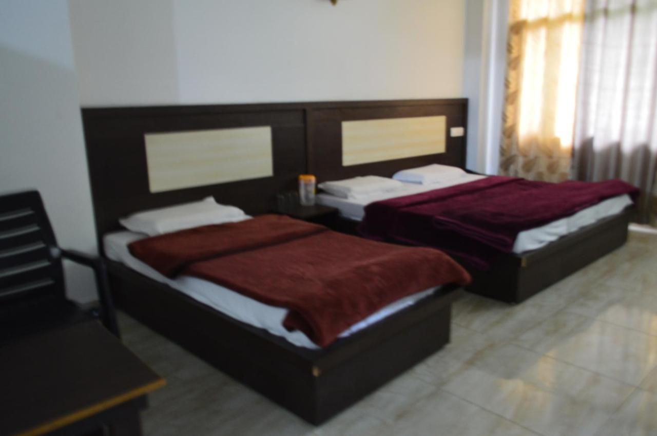 Dharamkot Inn Dharamshala Bagian luar foto